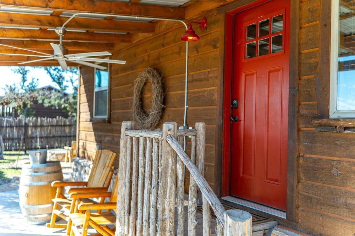 Rockin' R - Rustic Star Cabin Fredericksburg Bagian luar foto