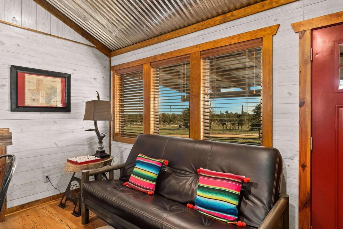 Rockin' R - Rustic Star Cabin Fredericksburg Bagian luar foto