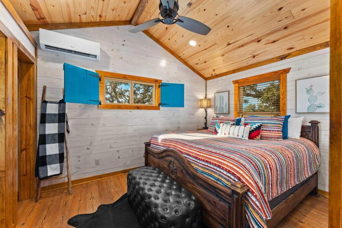 Rockin' R - Rustic Star Cabin Fredericksburg Bagian luar foto