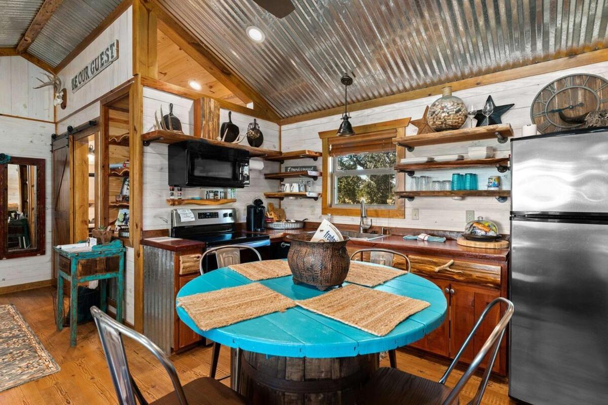 Rockin' R - Rustic Star Cabin Fredericksburg Bagian luar foto